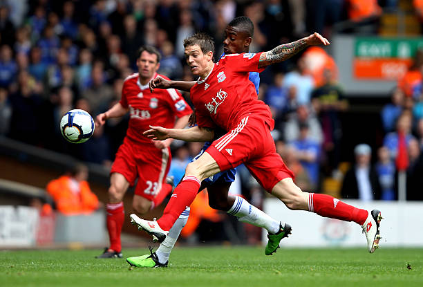 国内联赛中 国内联赛中