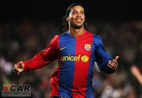 育竞技场上 育竞技场上