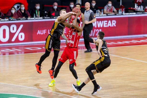 在荧幕与舞 在荧幕与舞